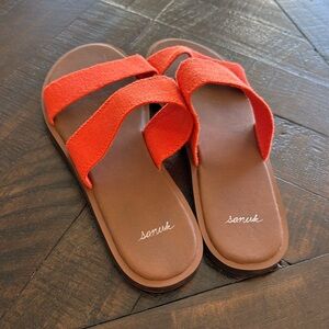 Sanuk sandals
